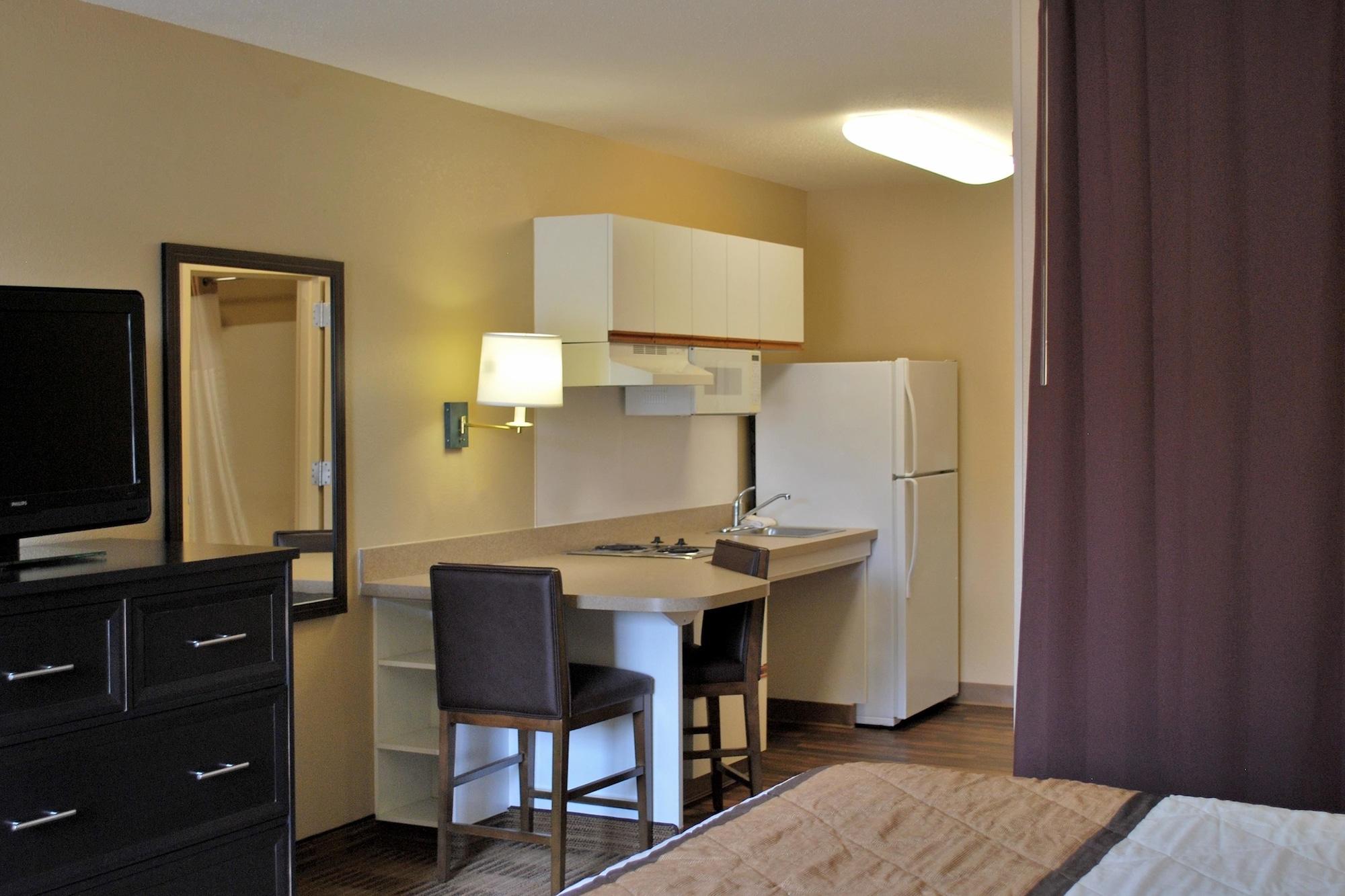 Extended Stay America Suites - Houston - Galleria - Uptown Exterior photo